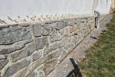 PROVĚTRÁVANÁ PODLAHA V KAPLI